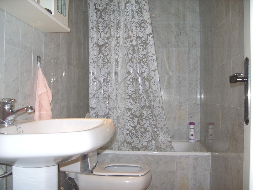 Apt Mijas Costa Arkadia Beach El Faro Marvellous Frontbeach With Stunning Seaviews And Historic Lighthouse Fuengirola Ngoại thất bức ảnh